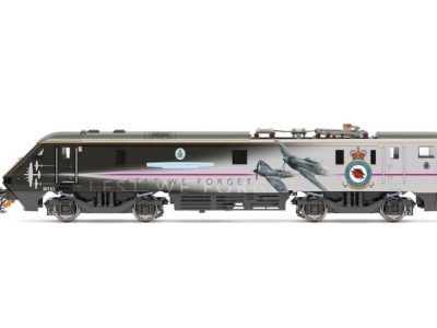 Hornby R30317 RailRoad M&GNJR Locomotive