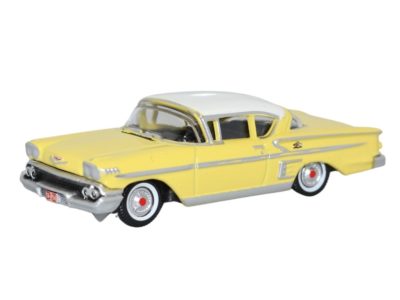 Oxford Diecast 87CIS58002 Chevrolet Impala Sport Coupe 1958 Colonial Cream/Snowcrest White 1/87 scale