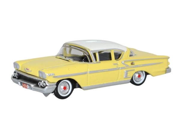 Oxford Diecast 87CIS58002 Chevrolet Impala Sport Coupe 1958 Colonial Cream/Snowcrest White 1/87 scale