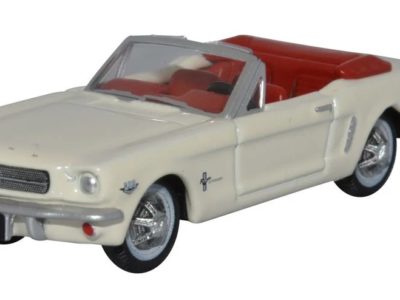 Oxford Diecast 87MU65005 Ford Mustang Convertible Car Wimbledon White 1/87 scale