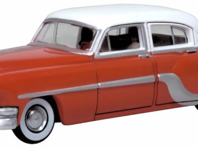 Oxford Diecast 87PC54004 Pontiac Chieftain 4 Door Car 1954 Coral Red/Winter White 1/87 scale