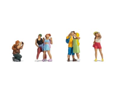 Noch 15473 Tourists Figure Set HO Scale