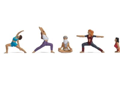 Noch 15888 Practising Yoga HO scale Figures