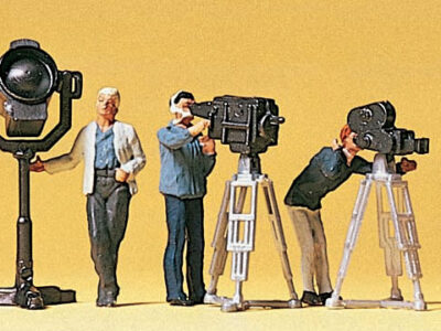 Preiser 10062 Film & TV Crew - Light & Cameras Figure Set HO Scale