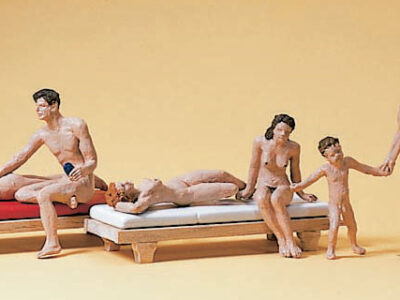 Preiser 10439 Couples at the Nudist Beach Figure Set HO Scale