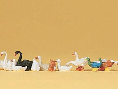 Preiser 14167 Ducks, Geese and Swans Figure Set HO Scale